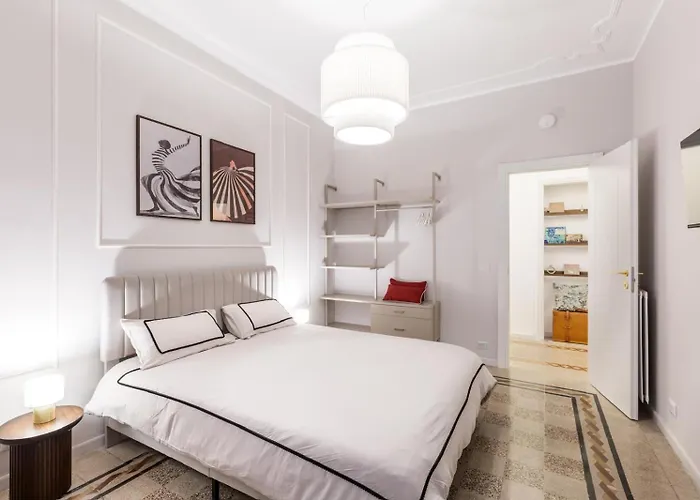 Golden Retreat Rom